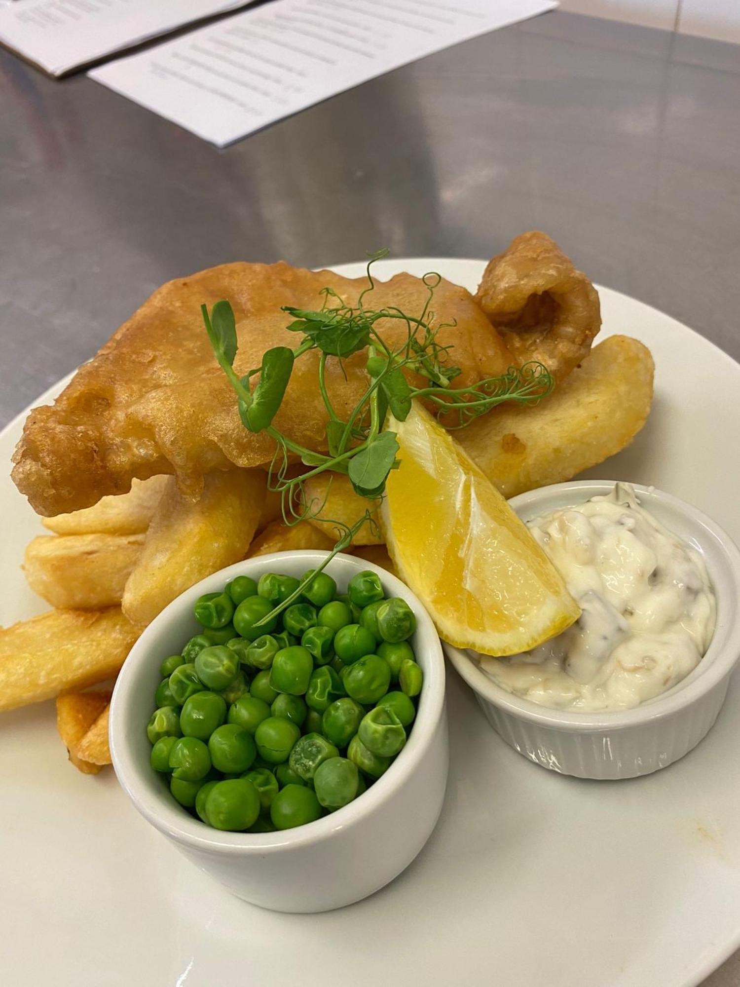 The Hind Hotel Wellingborough Bagian luar foto