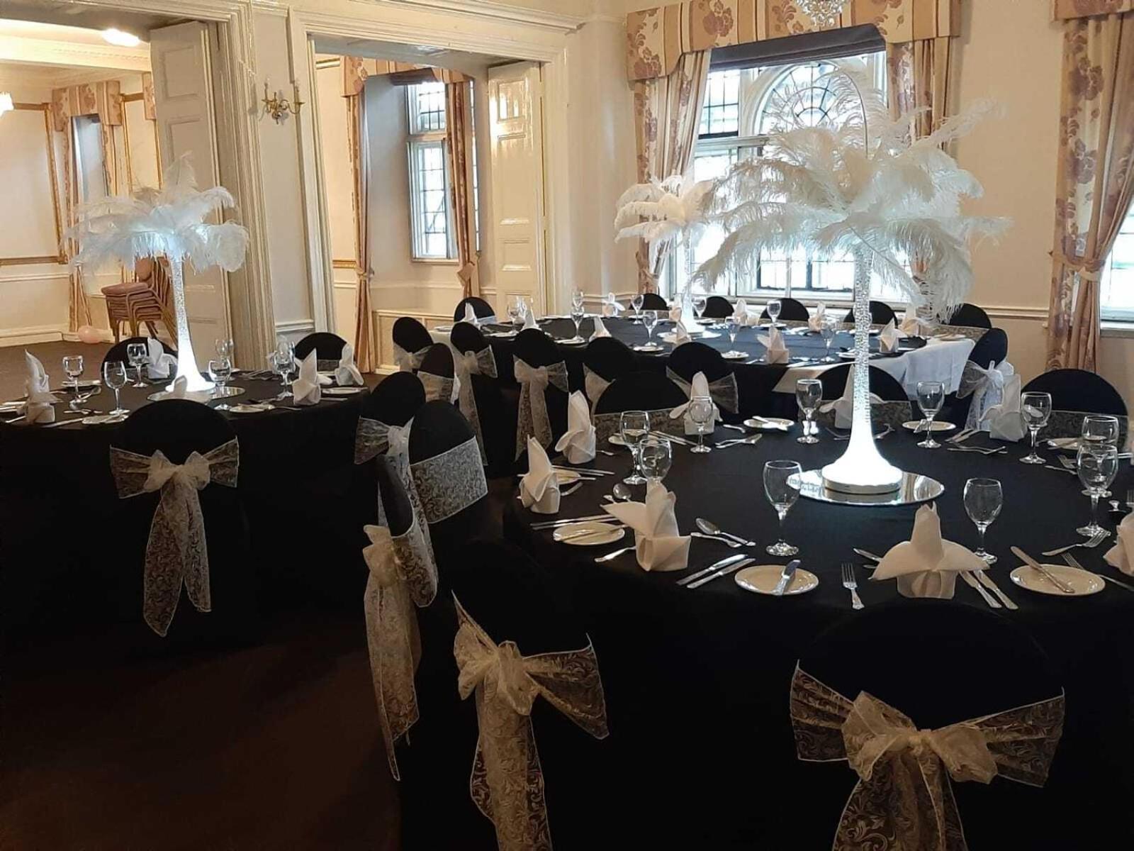 The Hind Hotel Wellingborough Bagian luar foto