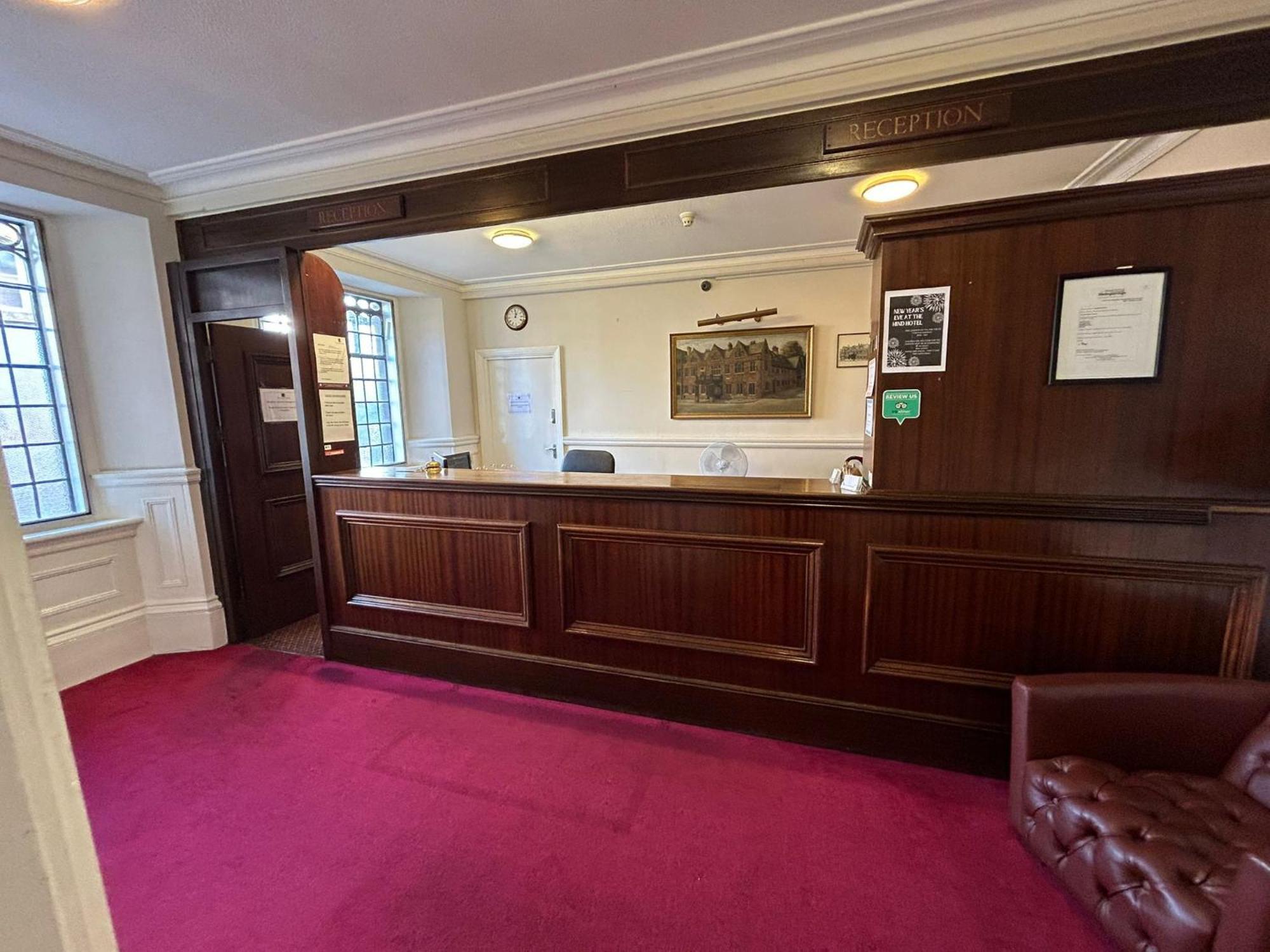 The Hind Hotel Wellingborough Bagian luar foto