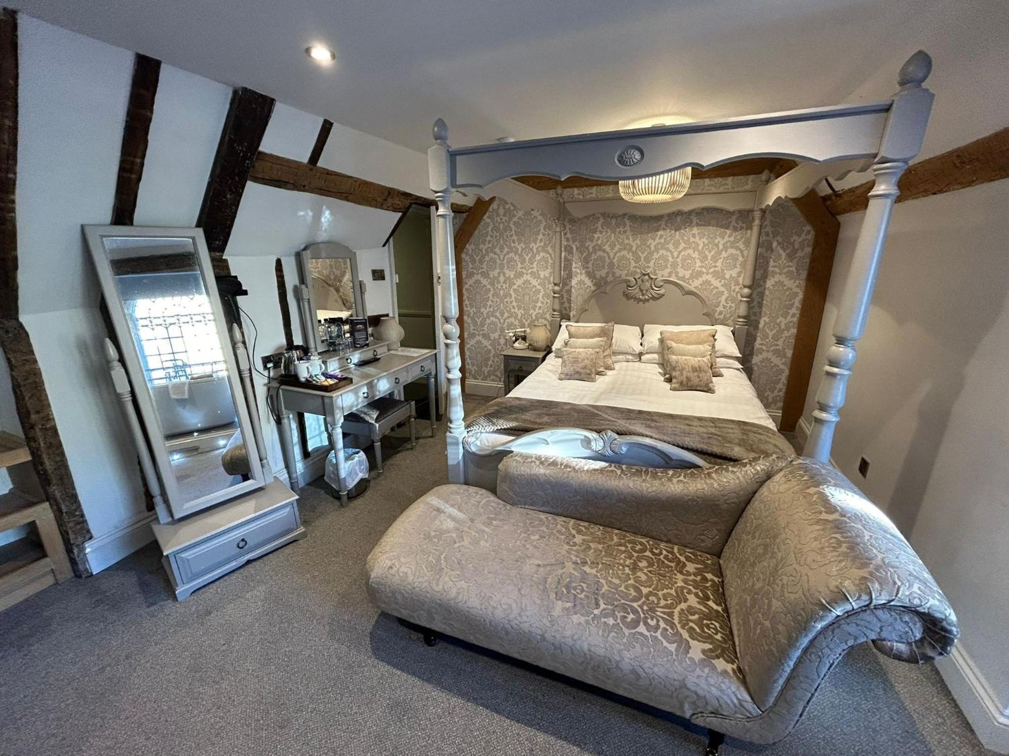 The Hind Hotel Wellingborough Ruang foto