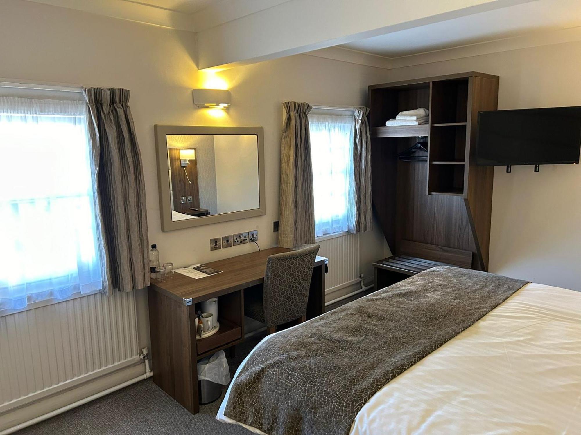 The Hind Hotel Wellingborough Ruang foto